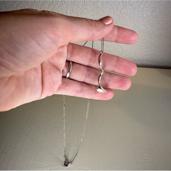 TIFFANY & CO- Rare Frank Gehry Orchid Drop Necklace .925 Sterling Silver - Picture 4 of 10